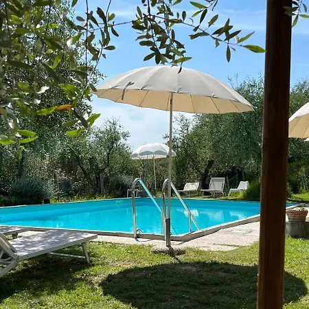 Alloggi In Villa Storica Pescia Exterior foto