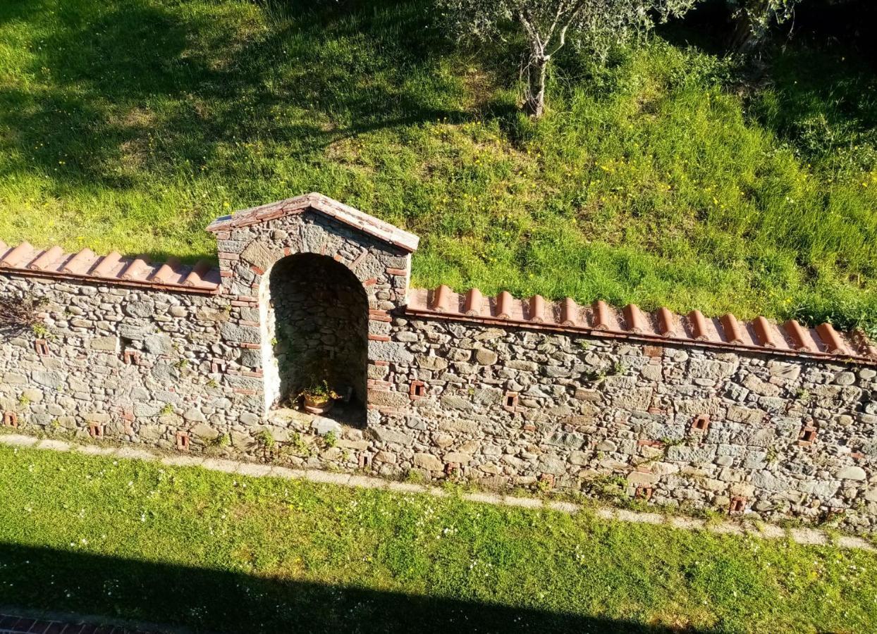 Alloggi In Storica Villa Pescia