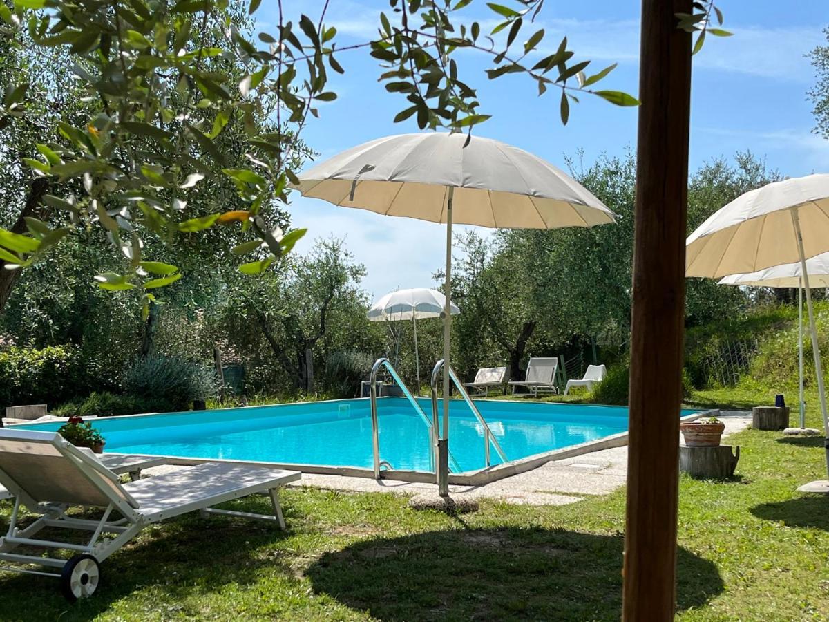 Alloggi In Storica Villa Pescia